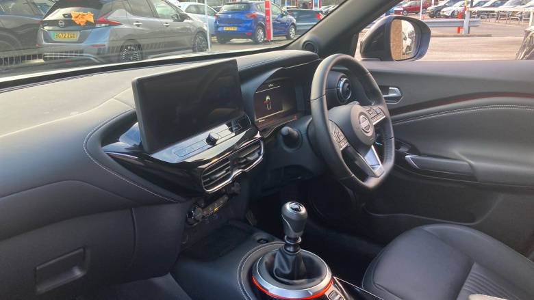 Nissan Juke 1.0 DiG-T Tekna 5dr Petrol Hatchback